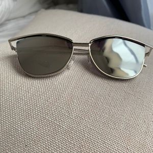 Cute Metal Frame Sunglasses ! Never worn !